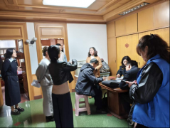 即启动自查自纠工做